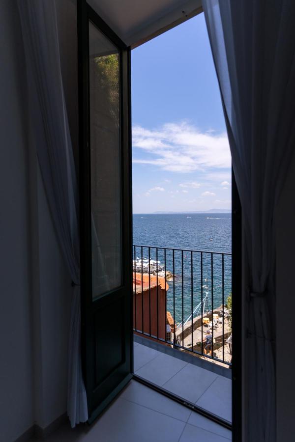Апарт отель Relais Del Mare Сорренто Экстерьер фото